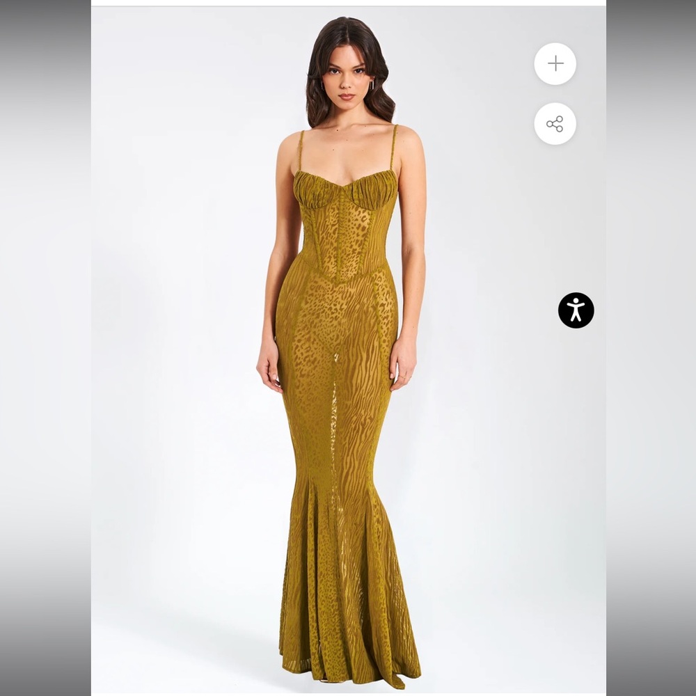 miss circle ulani gold burnout velvet detail maxi dress